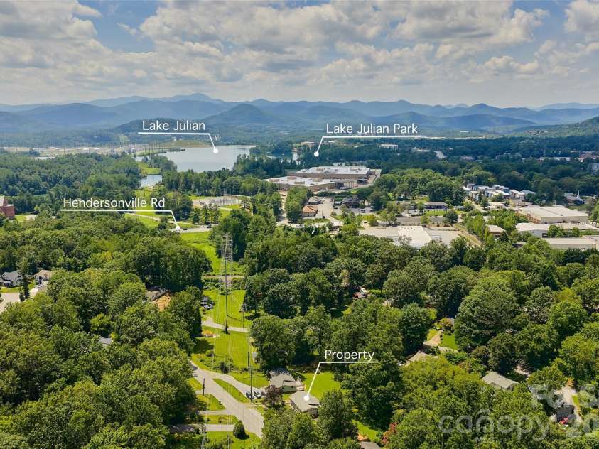 17 Azalea Road, Arden, NC 28704.  MLS# CAR4388908, YatesRealty ID 43262. 