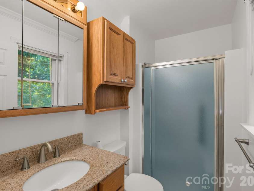 709 Forest Ridge Drive, Hendersonville, NC 28791.  MLS# CAR4388878, YatesRealty ID 43264. 