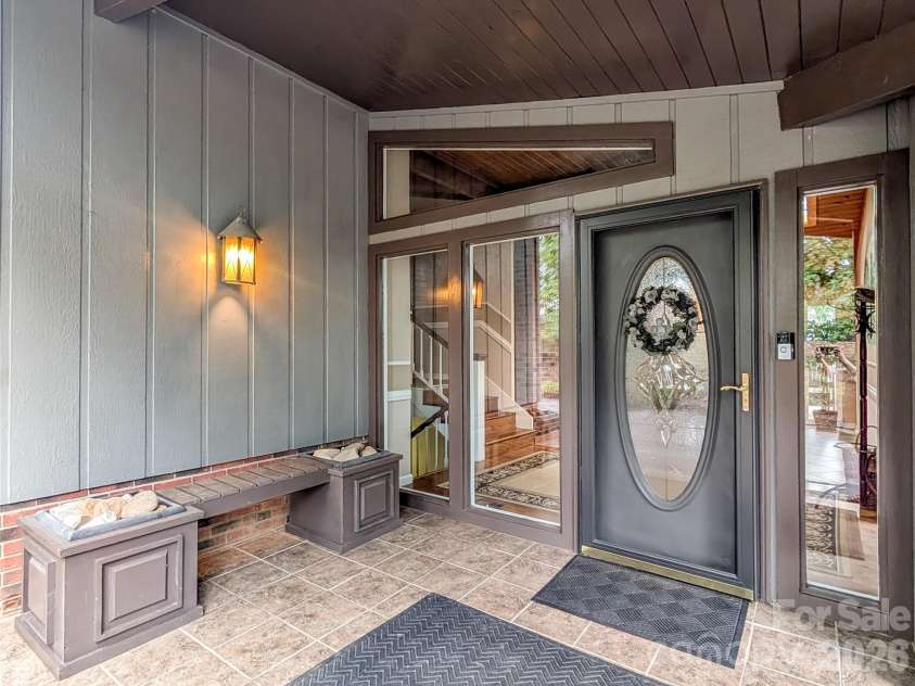 520 Washburn Road, Spruce Pine, NC 28777.  MLS# CAR4411395, YatesRealty ID 43265. 