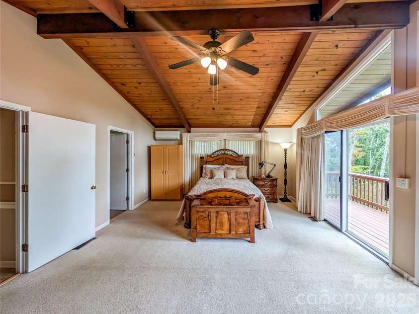 520 Washburn Road, Spruce Pine, NC 28777.  MLS# CAR4411395, YatesRealty ID 43265. 