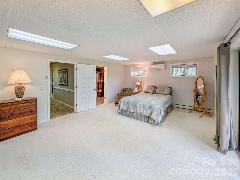 520 Washburn Road, Spruce Pine, NC 28777.  MLS# CAR4411395, YatesRealty ID 43265. 