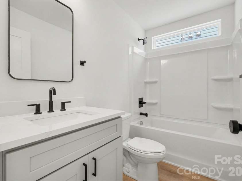 208 Todd Lane, Charlotte, NC 28208.  MLS# CAR4407548, YatesRealty ID 43268. 