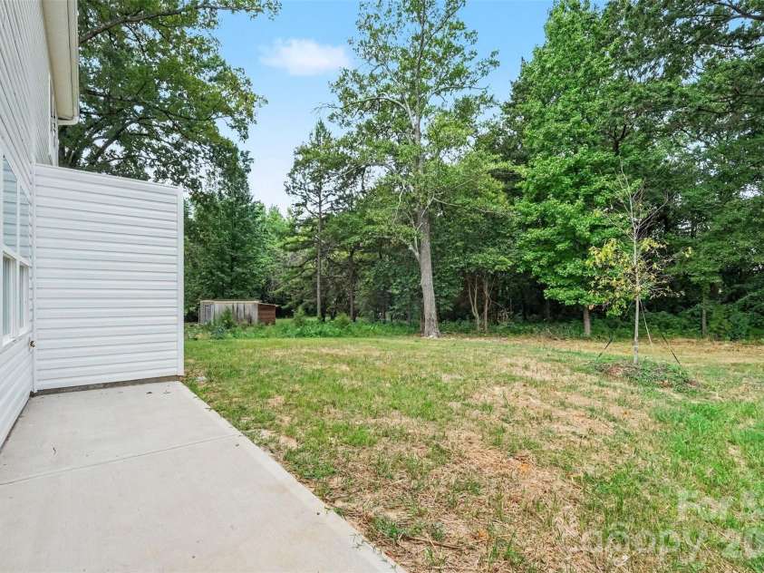 206/208 Todd Lane, Charlotte, NC 28208.  MLS# CAR4407364, YatesRealty ID 43269. 