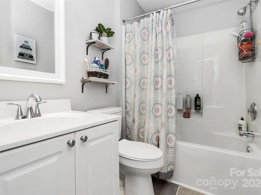 19613 Feriba Place, Cornelius, NC 28031.  MLS# CAR4237482, YatesRealty ID 4327. 