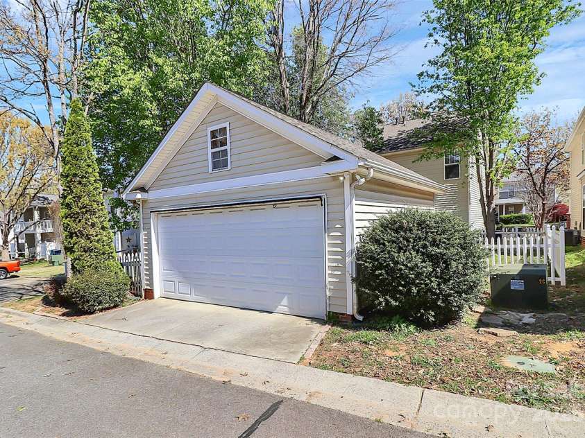 19613 Feriba Place, Cornelius, NC 28031.  MLS# CAR4237482, YatesRealty ID 4327. 
