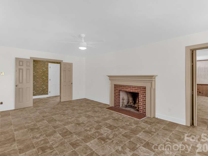 875 Bonanza Drive, Salisbury, NC 28144.  MLS# CAR4357835, YatesRealty ID 4327. 