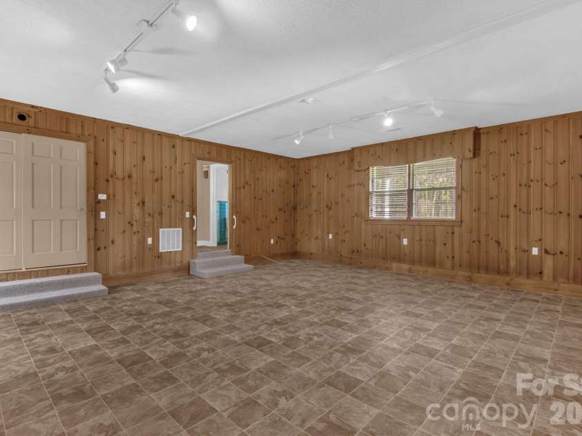 875 Bonanza Drive, Salisbury, NC 28144.  MLS# CAR4357835, YatesRealty ID 4327. 