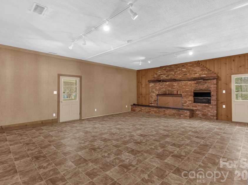 875 Bonanza Drive, Salisbury, NC 28144.  MLS# CAR4357835, YatesRealty ID 4327. 