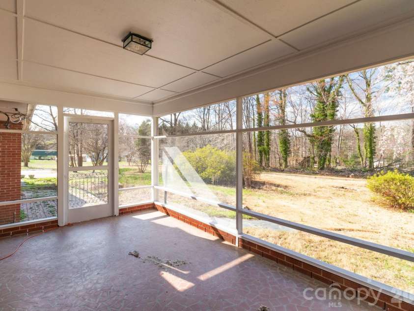 875 Bonanza Drive, Salisbury, NC 28144.  MLS# CAR4357835, YatesRealty ID 4327. 