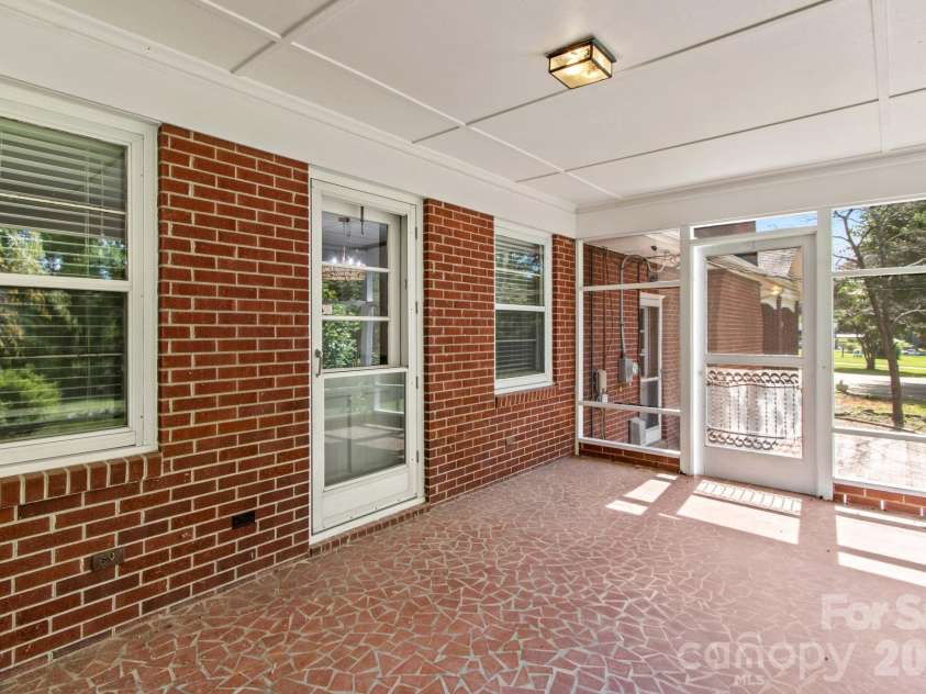 875 Bonanza Drive, Salisbury, NC 28144.  MLS# CAR4409969, YatesRealty ID 4327. 