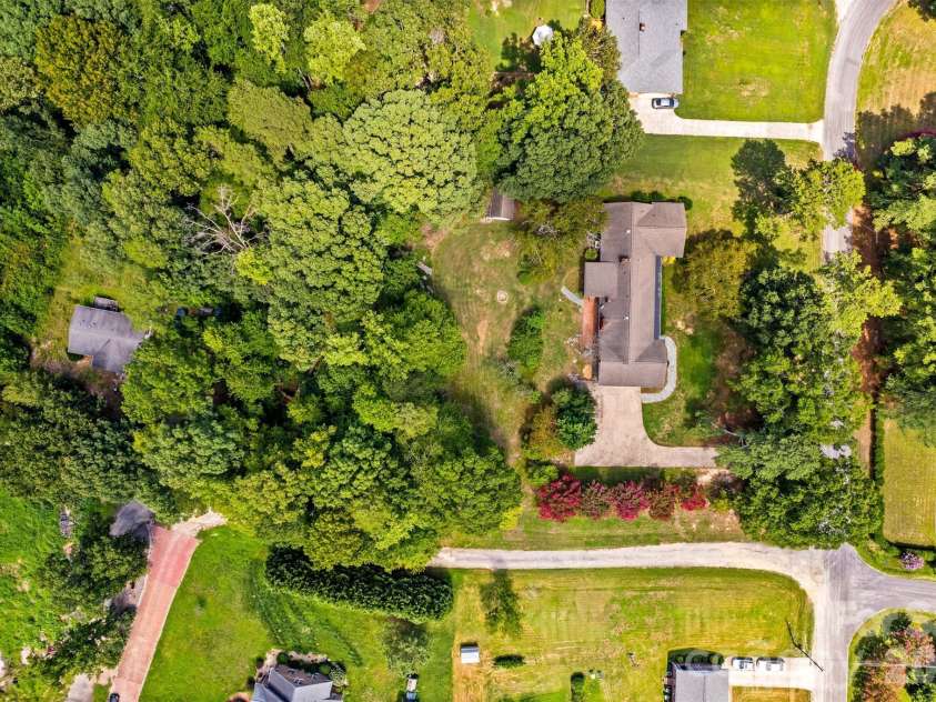 875 Bonanza Drive, Salisbury, NC 28144.  MLS# CAR4409969, YatesRealty ID 4327. 