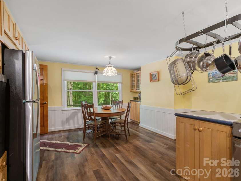 11820 State Highway 197 None, Burnsville, NC 28714.  MLS# CAR4361190, YatesRealty ID 43270. 