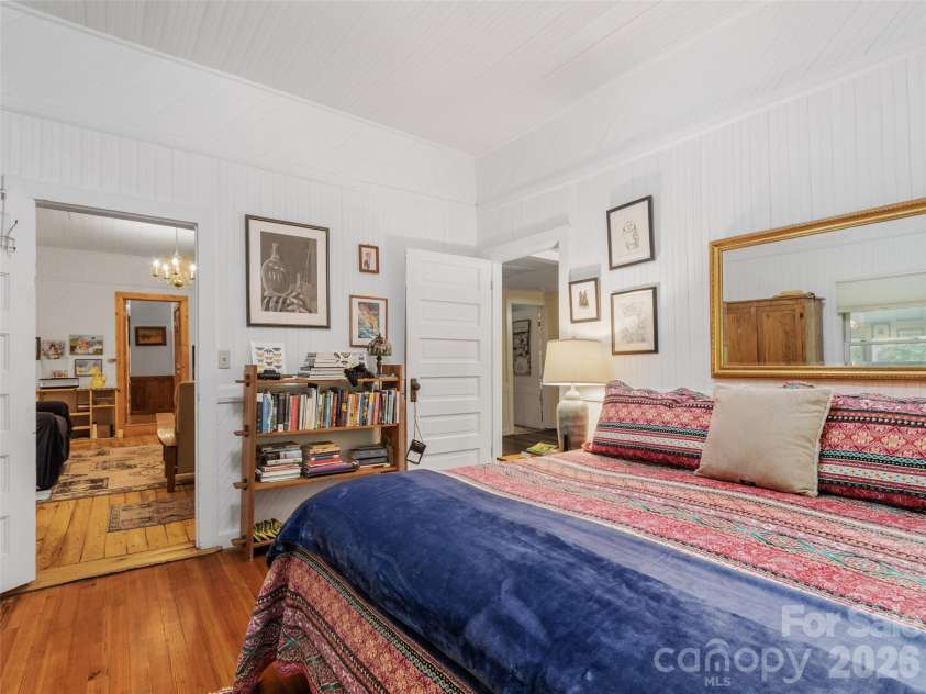 11820 State Highway 197 None, Burnsville, NC 28714.  MLS# CAR4361190, YatesRealty ID 43270. 
