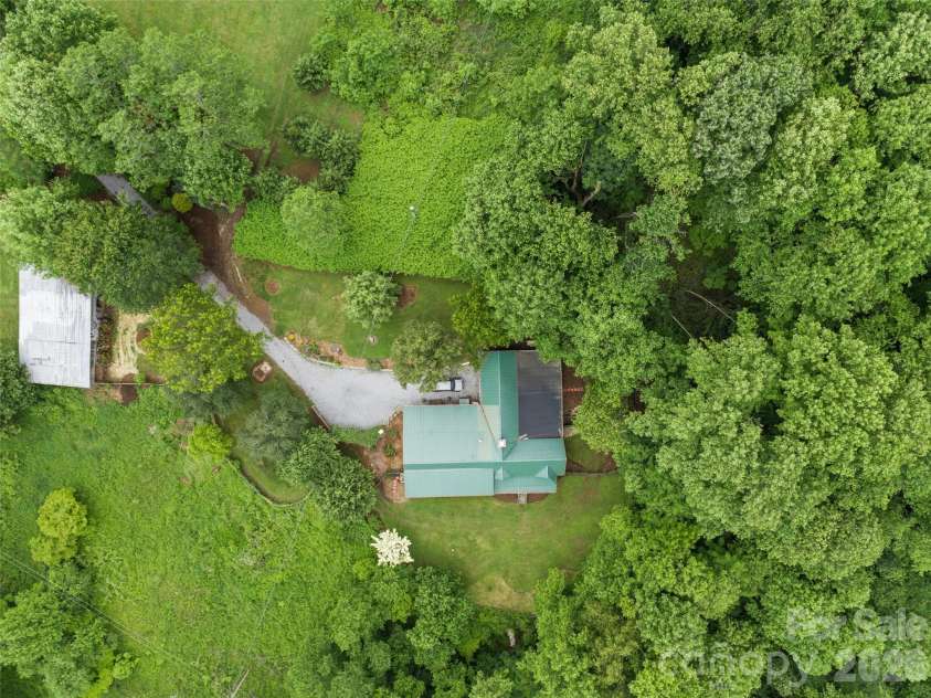 11820 State Highway 197 None, Burnsville, NC 28714.  MLS# CAR4361190, YatesRealty ID 43270. 
