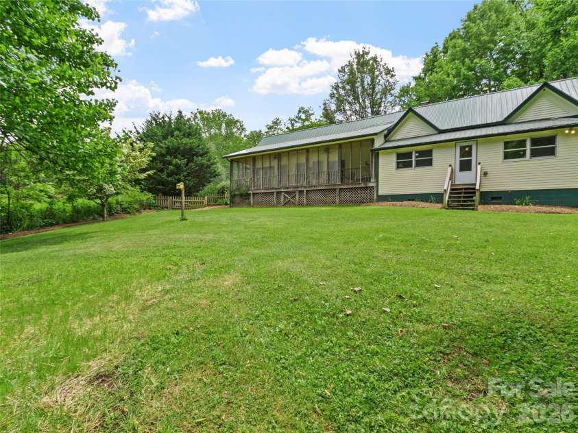11820 State Highway 197 None, Burnsville, NC 28714.  MLS# CAR4361190, YatesRealty ID 43270. Fenced yard