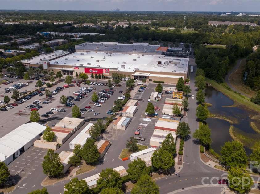 14011 Ridgewater Way, Charlotte, NC 28278.  MLS# CAR4407333, YatesRealty ID 43273. 