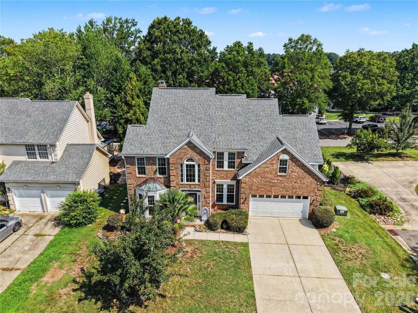17205 Asti Court, Cornelius, NC 28031.  MLS# CAR4406087, YatesRealty ID 43276. Quiet cul-de-sac lot.
