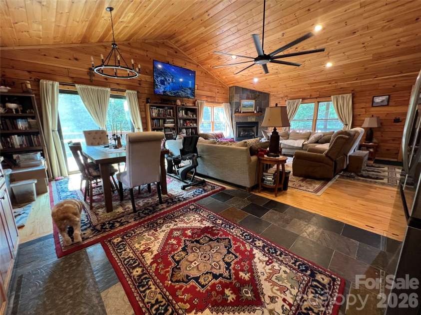 409 North Dakota Drive, Rutherfordton, NC 28139.  MLS# CAR4413730, YatesRealty ID 43279. 