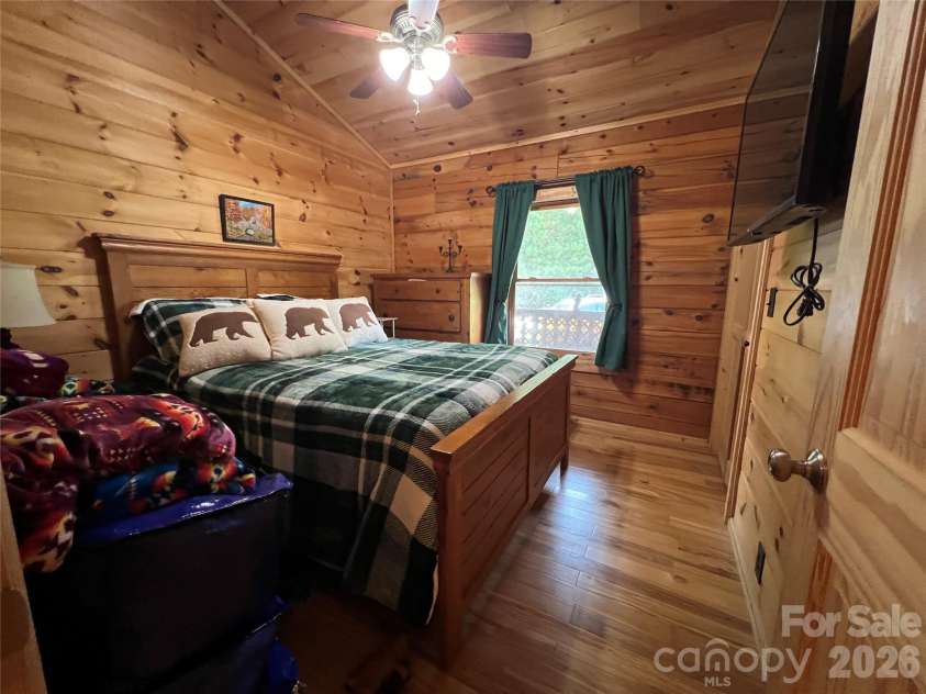 409 North Dakota Drive, Rutherfordton, NC 28139.  MLS# CAR4413730, YatesRealty ID 43279. 