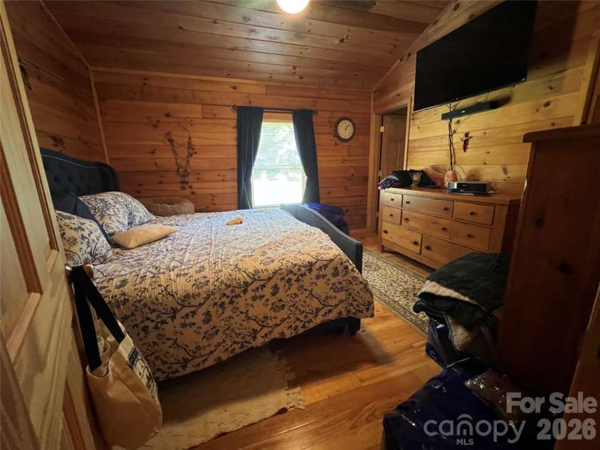 409 North Dakota Drive, Rutherfordton, NC 28139.  MLS# CAR4413730, YatesRealty ID 43279. 