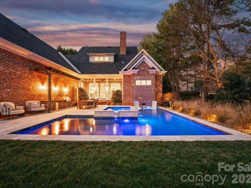 106 Gammon Point Court, Mooresville, NC 28117.  MLS# CAR4338755, YatesRealty ID 4328. 