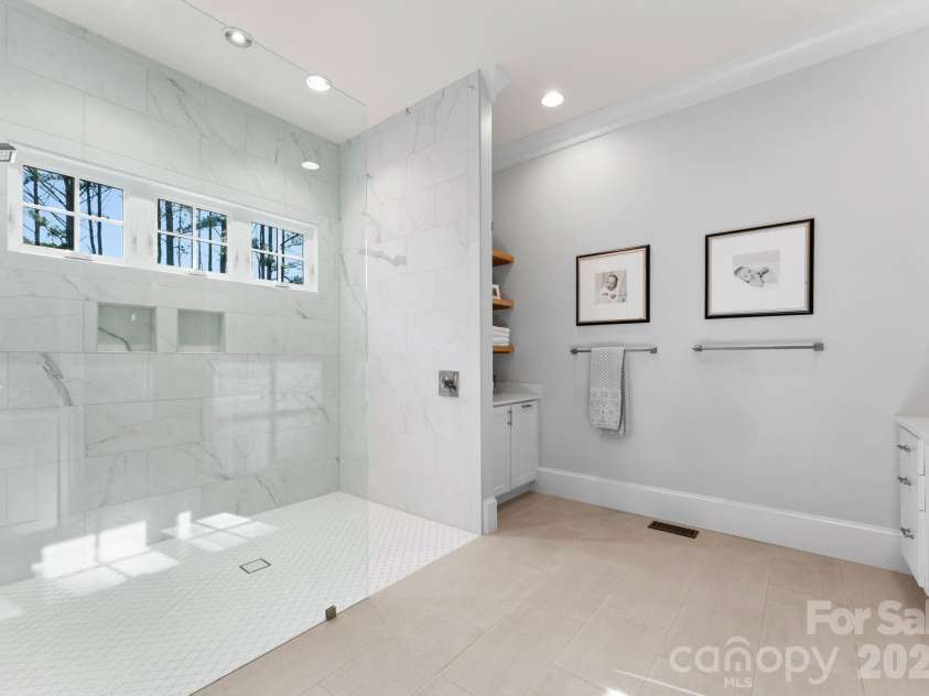 106 Gammon Point Court, Mooresville, NC 28117.  MLS# CAR4338755, YatesRealty ID 4328. 