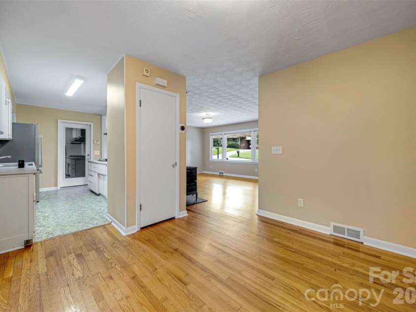 217 Hillandale Drive, East Flat Rock, NC 28726.  MLS# CAR4413420, YatesRealty ID 43280. 