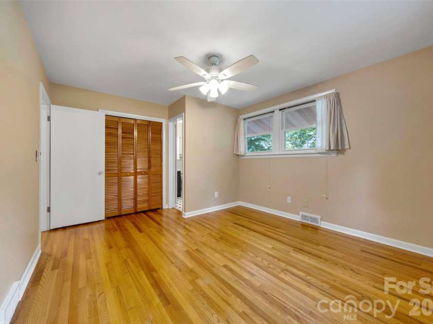217 Hillandale Drive, East Flat Rock, NC 28726.  MLS# CAR4413420, YatesRealty ID 43280. 