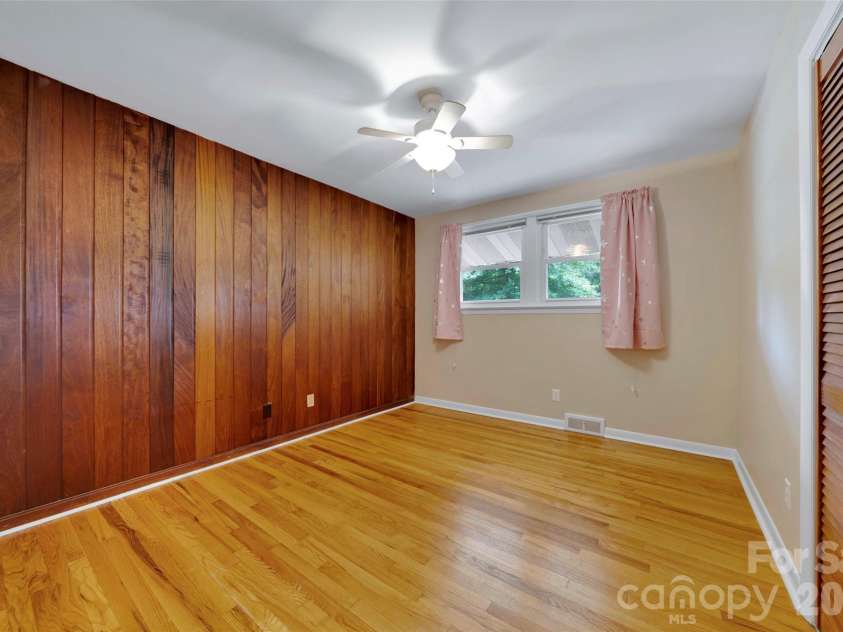 217 Hillandale Drive, East Flat Rock, NC 28726.  MLS# CAR4413420, YatesRealty ID 43280. 