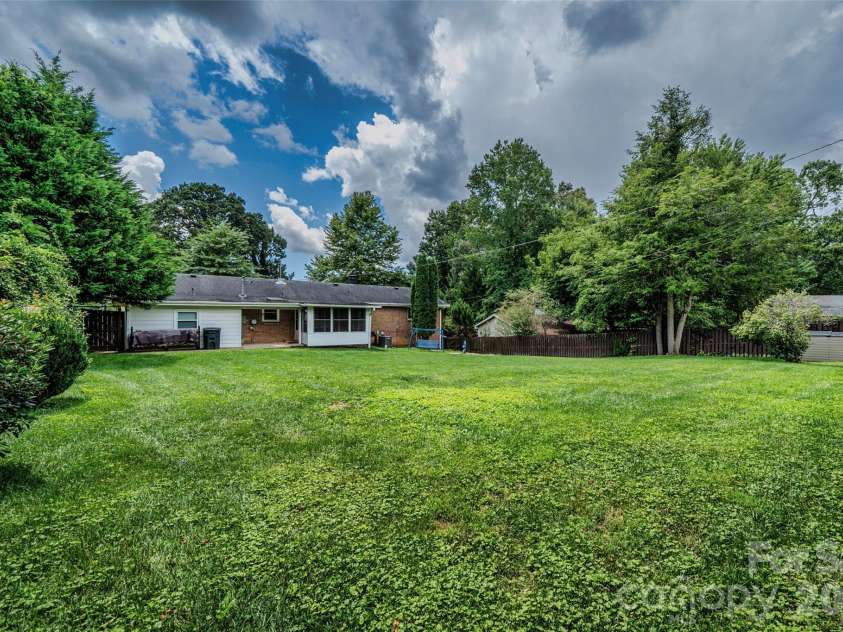 217 Hillandale Drive, East Flat Rock, NC 28726.  MLS# CAR4413420, YatesRealty ID 43280. 