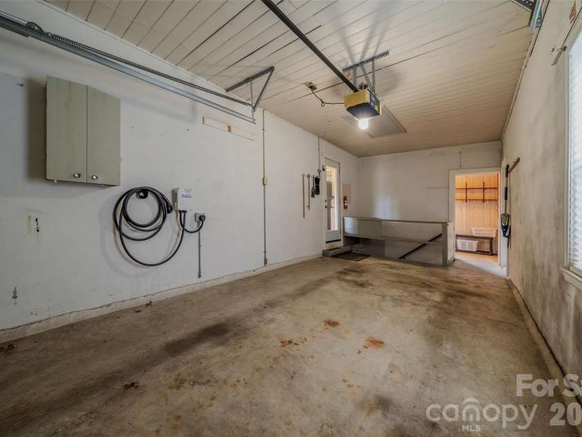 217 Hillandale Drive, East Flat Rock, NC 28726.  MLS# CAR4413420, YatesRealty ID 43280. 