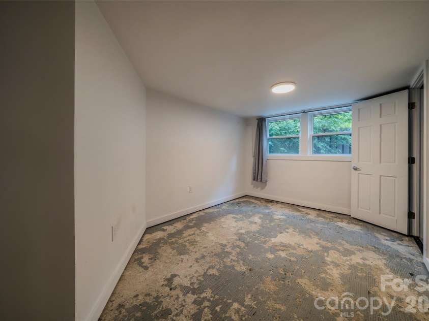 217 Hillandale Drive, East Flat Rock, NC 28726.  MLS# CAR4413420, YatesRealty ID 43280. 