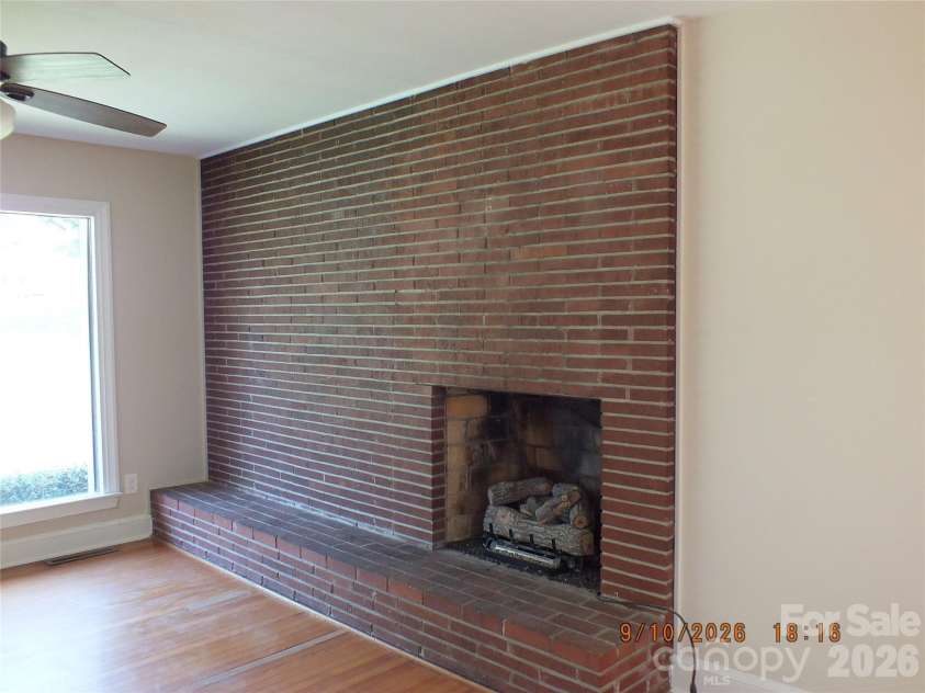 414 Springs Street, Lancaster, SC 29720.  MLS# CAR4293071, YatesRealty ID 43282. 