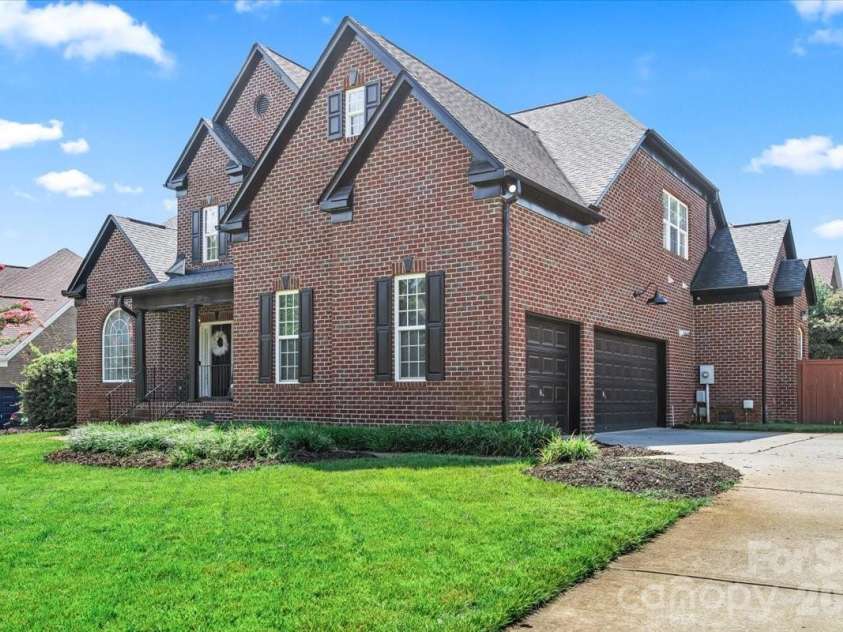 2519 Fallbrook Place, Concord, NC 28027.  MLS# CAR4319310, YatesRealty ID 43283. 3-Car Side-Load Garage