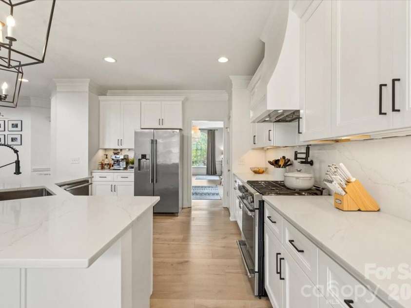 2519 Fallbrook Place, Concord, NC 28027.  MLS# CAR4319310, YatesRealty ID 43283. Kitchen