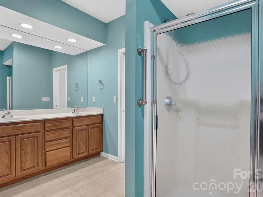 25 Old Pasture Way, Laurel Park, NC 28739.  MLS# CAR4413477, YatesRealty ID 43284. 