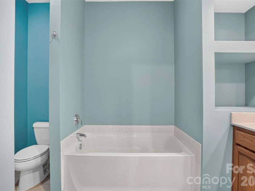 25 Old Pasture Way, Laurel Park, NC 28739.  MLS# CAR4413477, YatesRealty ID 43284. 