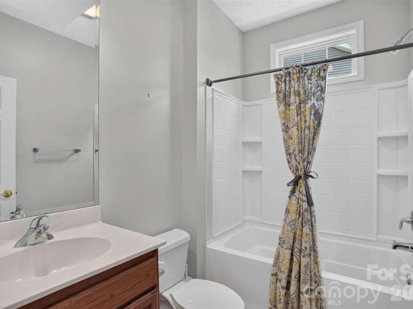 25 Old Pasture Way, Laurel Park, NC 28739.  MLS# CAR4413477, YatesRealty ID 43284. 