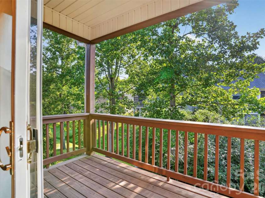 25 Old Pasture Way, Laurel Park, NC 28739.  MLS# CAR4413477, YatesRealty ID 43284. 