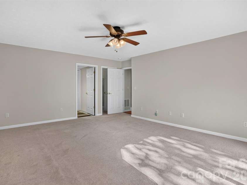 25 Old Pasture Way, Laurel Park, NC 28739.  MLS# CAR4413477, YatesRealty ID 43284. 