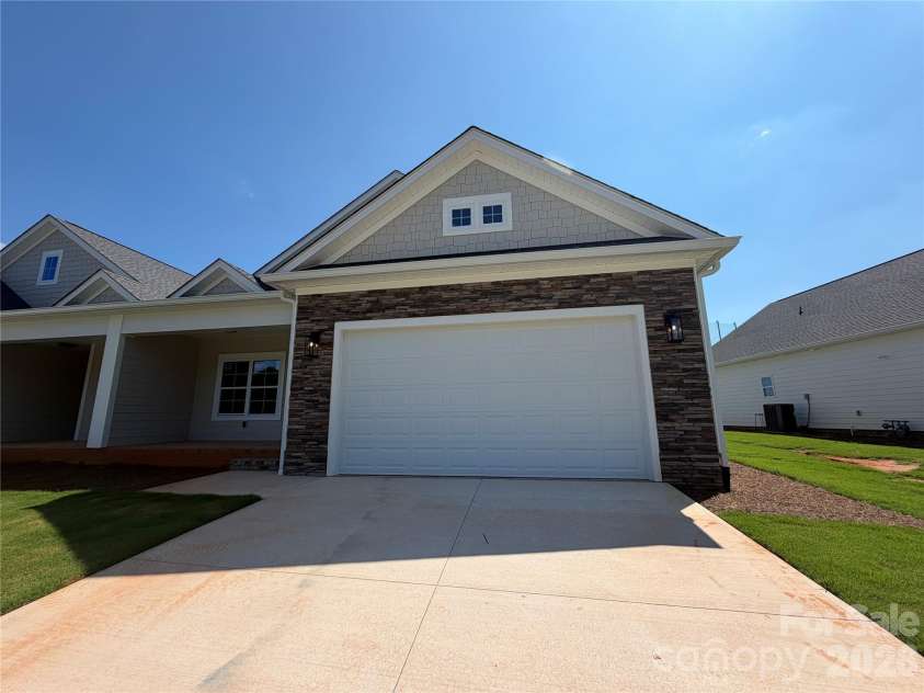 130C Deer Brook Drive, Shelby, NC 28150.  MLS# CAR4410189, YatesRealty ID 43286. Deer Brook TH - Exterior