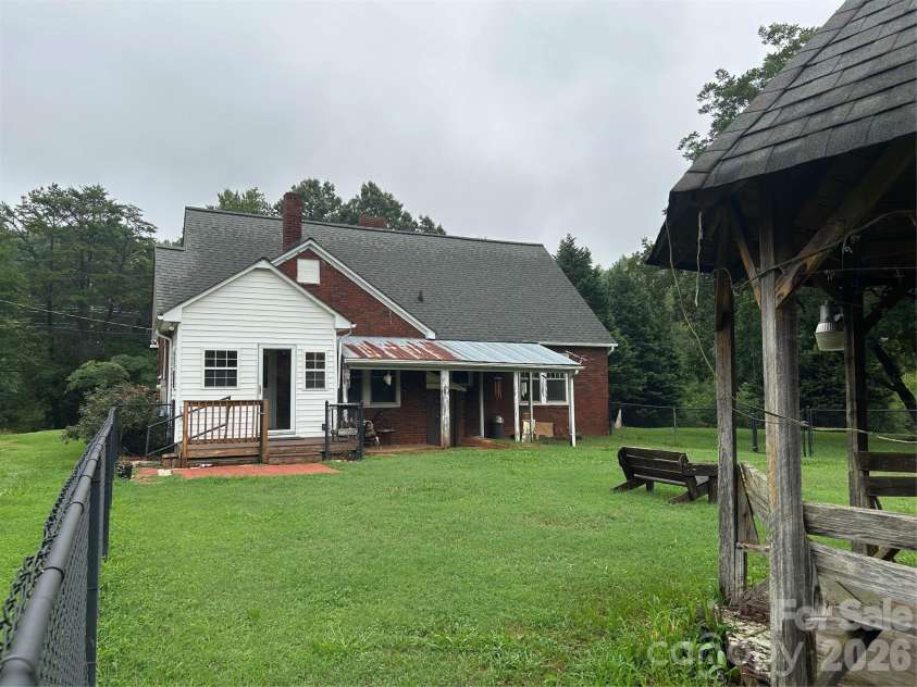 2435 Sherrills Ford Road, Salisbury, NC 28147.  MLS# CAR4407578, YatesRealty ID 43287. 