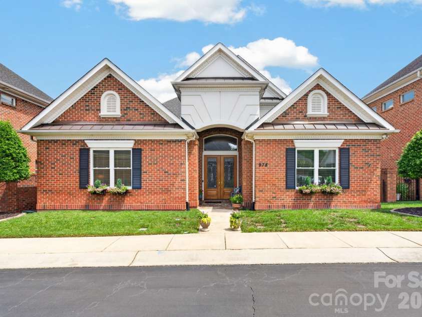 978 Blakeley Walk, Rock Hill, SC 29732.  MLS# CAR4410936, YatesRealty ID 43289. 