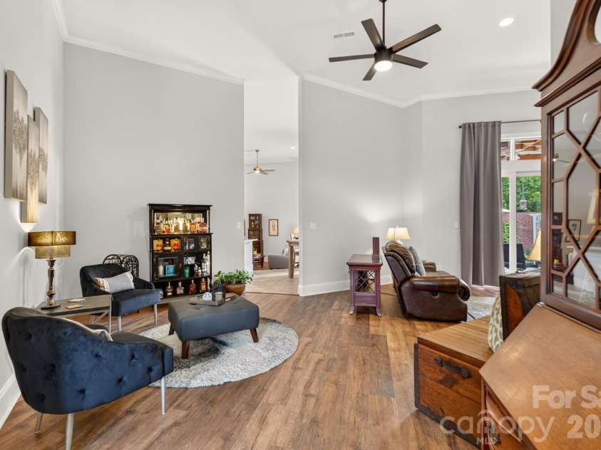 978 Blakeley Walk, Rock Hill, SC 29732.  MLS# CAR4410936, YatesRealty ID 43289. Great Room