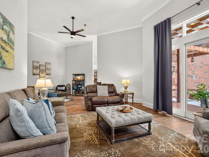 978 Blakeley Walk, Rock Hill, SC 29732.  MLS# CAR4410936, YatesRealty ID 43289. Great Room