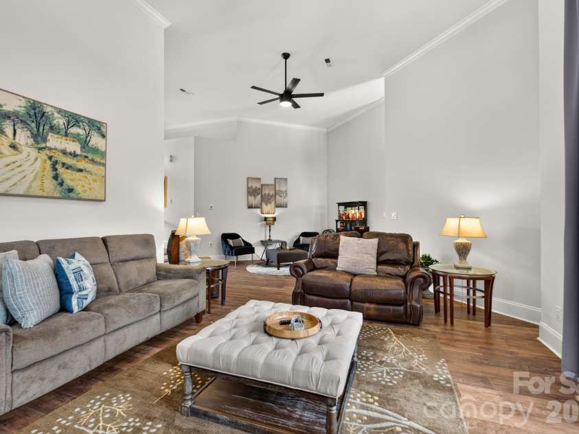 978 Blakeley Walk, Rock Hill, SC 29732.  MLS# CAR4410936, YatesRealty ID 43289. Great Room