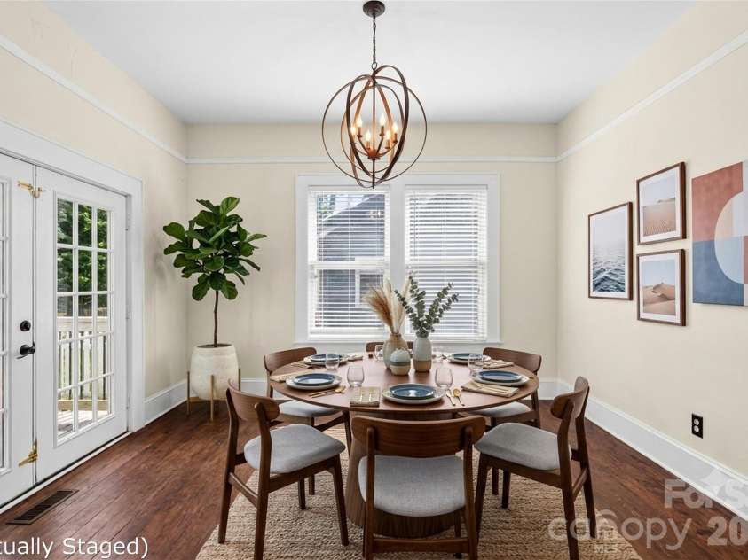 729 5th Avenue, Hendersonville, NC 28739.  MLS# CAR4405722, YatesRealty ID 43292. Informal Dining Room Virtually Staged/Painted