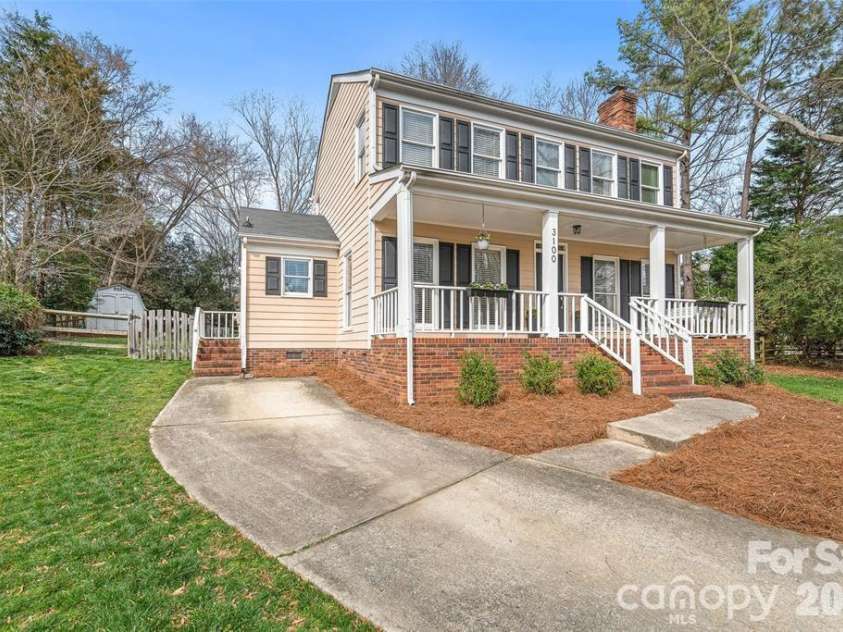 3100 Wellhouse Court, Charlotte, NC 28210.  MLS# CAR4407337, YatesRealty ID 43293. 