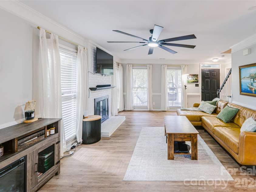 3100 Wellhouse Court, Charlotte, NC 28210.  MLS# CAR4407337, YatesRealty ID 43293. 