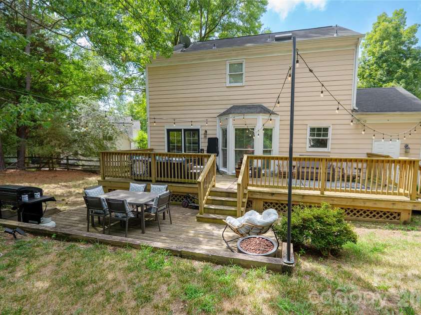 3100 Wellhouse Court, Charlotte, NC 28210.  MLS# CAR4407337, YatesRealty ID 43293. 
